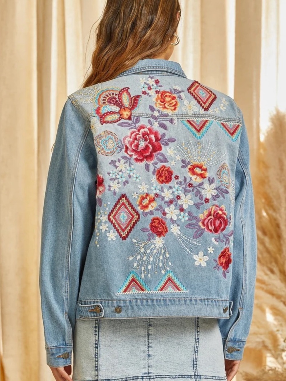NWT Savanna Jane Floral Embroidery Beadwork Back Jean Jacket Size Small